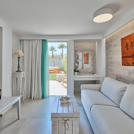 White Pearls-adults Only Luxury Hotel