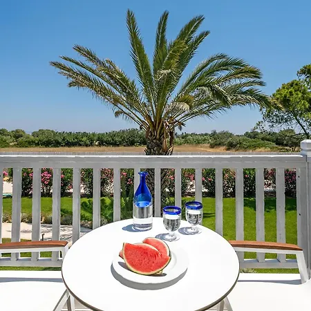 White Pearls-adults Only Luxury Hotel